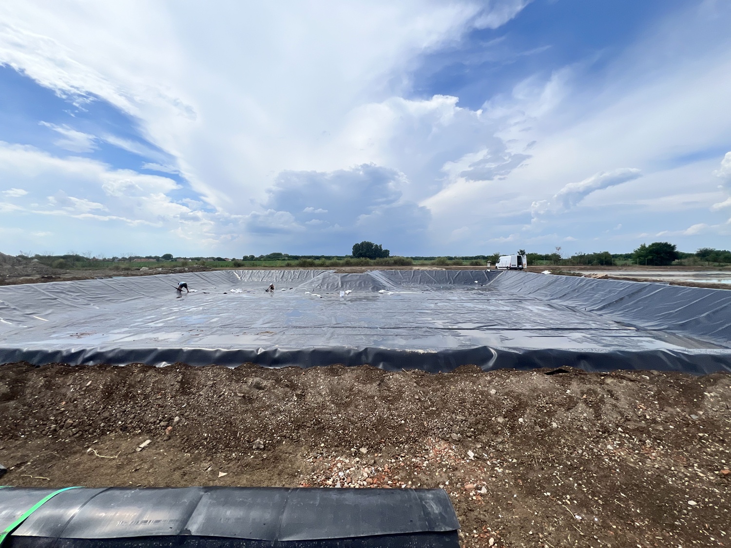HDPE és PVC geomembrán tározóhoz